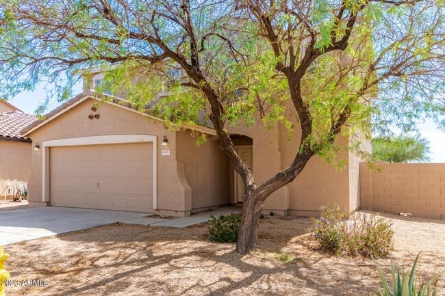 Building Photo - Spacious 3 bed, 2.5 bath in Maricopa