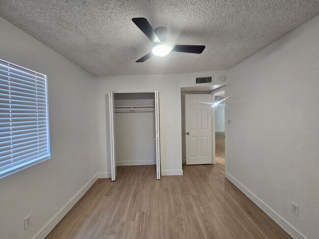Building Photo - 4532 E Caballero Cir