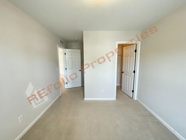 Building Photo - 1454 Glenwater Dr