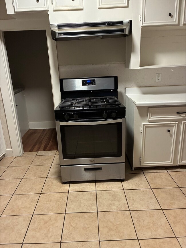 Building Photo - 8921 Ramin Dr