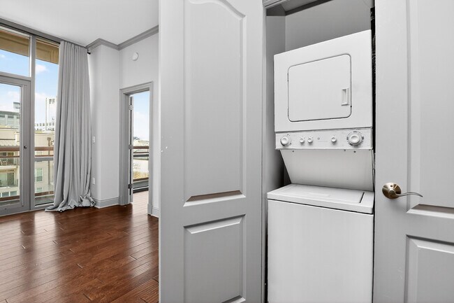 Building Photo - 315 Arlington Ave