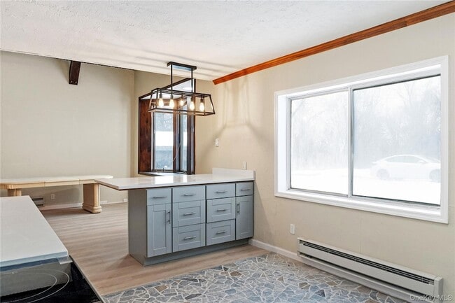 Building Photo - 378 Broadway