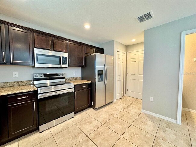 Building Photo - 9634 Tocobaga Pl