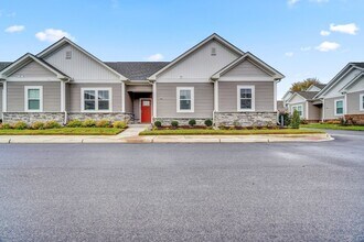 Building Photo - 4 bedroom condo in Suffolk