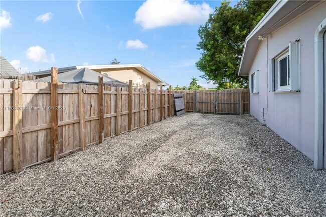 Building Photo - 9355 SW 181st St