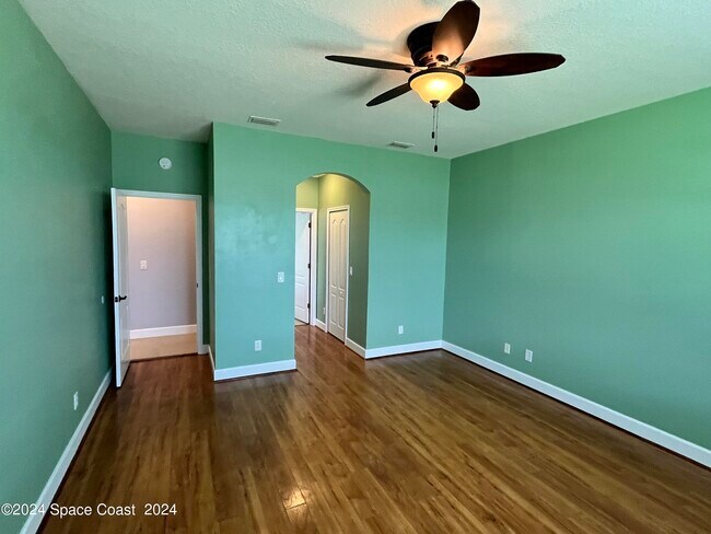 Building Photo - 1874 Bermuda Ct