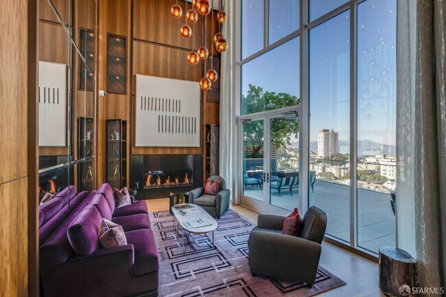 Building Photo - 2121 Webster St