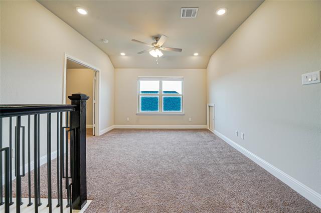 Building Photo - 707 Gatecrest Dr