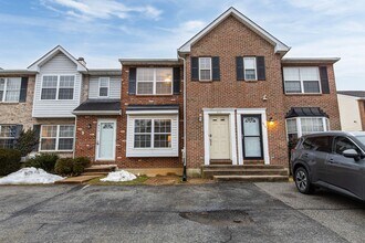 Building Photo - Move-In Ready 3BR Townhome – Deck, Yard & Finished Basement *OPEN HOUSE 3/14/26 1PM-3PM *