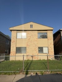 Building Photo - 5205 S 73rd Ct