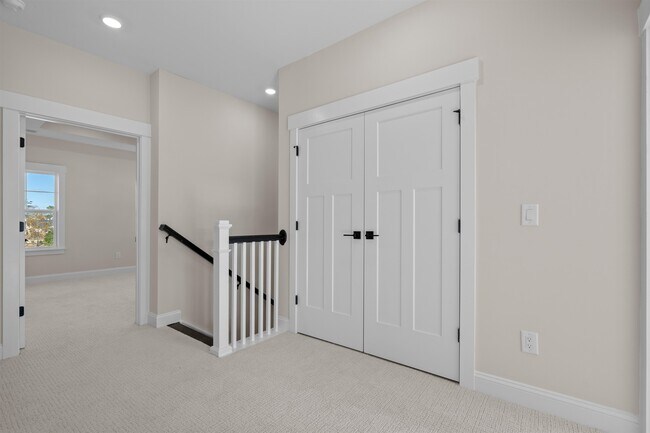 Building Photo - 8485 Duke Pl