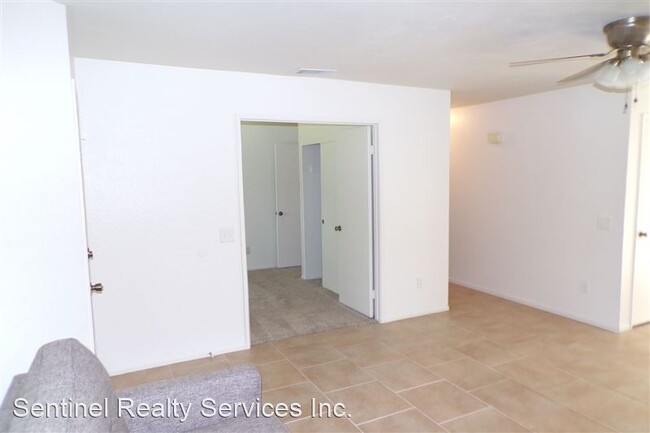 Building Photo - 11414 Benton St
