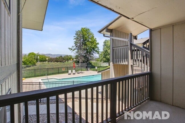 Building Photo - Newly Renovated 2BR Condo in Boulder