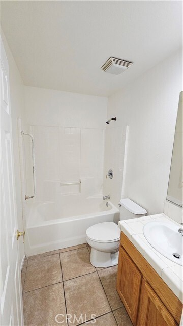 Building Photo - 16528 Avenida Mirola