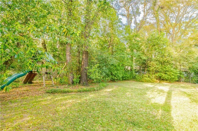 Building Photo - 324 Dalewood Dr