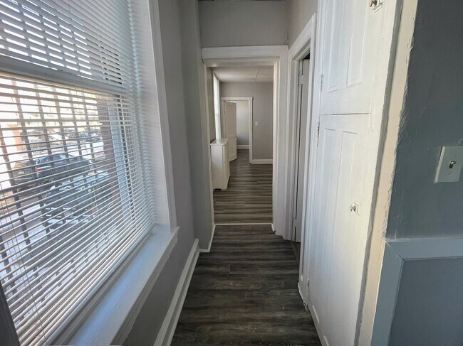 Building Photo - 1242 W Allegheny Ave