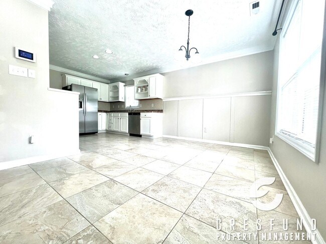 Building Photo - Coming Soon (End of July) 3Br 3 Bath Locat...