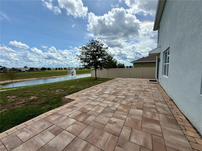 Building Photo - 9004 Tuscan Cypress St