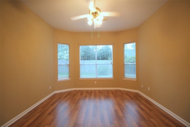 Building Photo - 19927 Black Canyon Dr