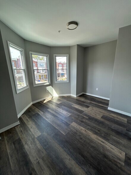 Building Photo - 1151 S 52nd St