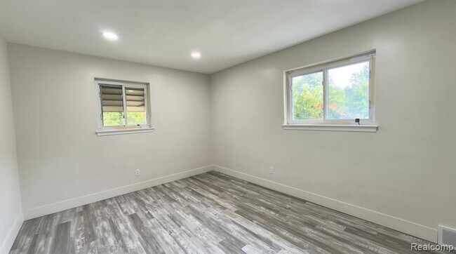 Building Photo - 38803 Ecorse Rd