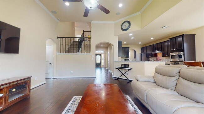 Building Photo - 28511 Pleasant Forest Dr