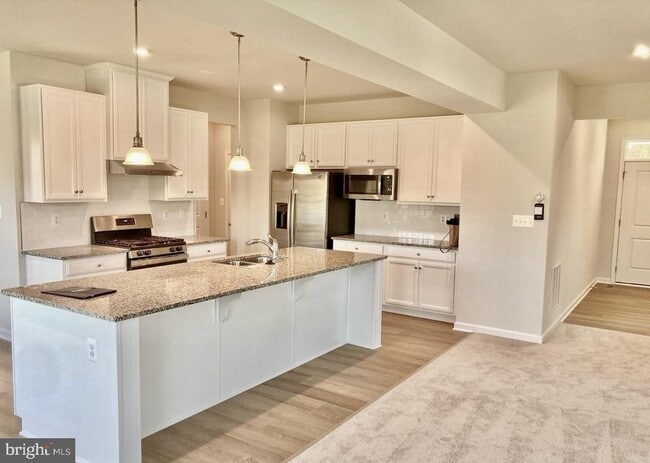 Building Photo - 5303 Ivy Hill Dr