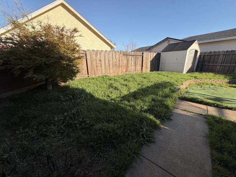 Building Photo - 1253 Ravenshoe Way