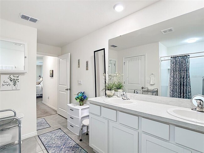 Building Photo - 7161 SW 135th Pl