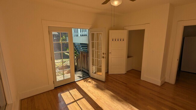 Building Photo - 816 Addison St