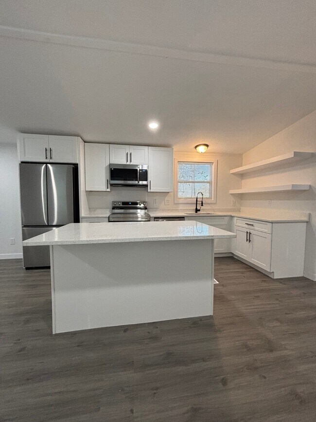 Building Photo - 19856 Old Hwy 105 E