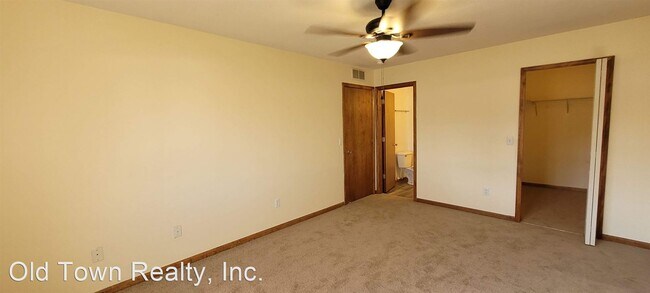 Building Photo - 2 br, 2 bath House - 2568 Eagle Circle #4