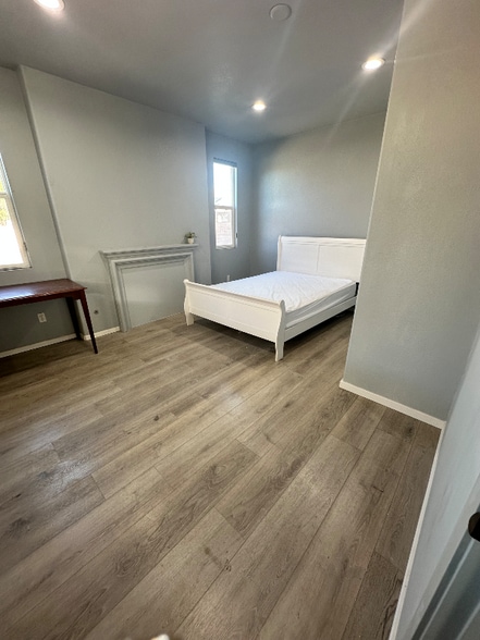 Building Photo - 6623 Citrine Ct