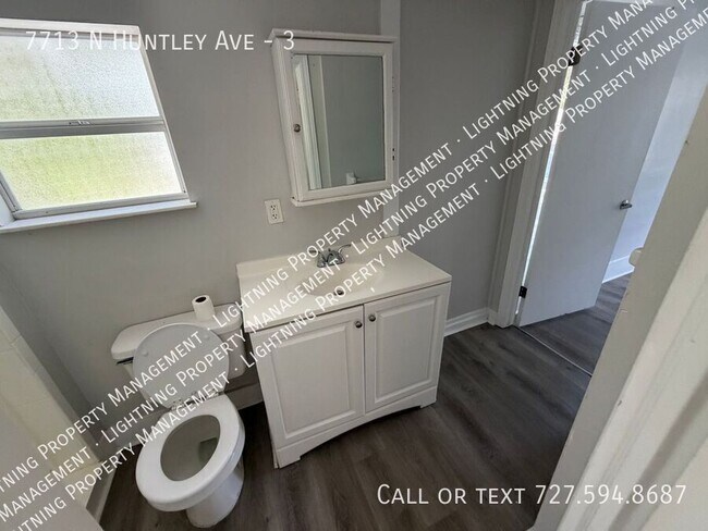 Building Photo - 7713 N Huntley Ave