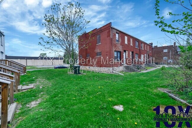 Building Photo - 1536 E Livingston Ave