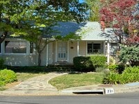 Building Photo - 221 Brookside Dr