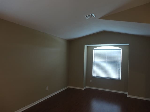 Building Photo - 447 Lancer Oak Dr