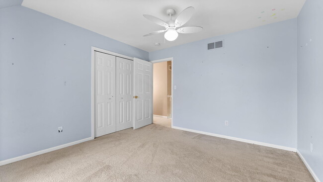 Building Photo - 9069 Emerson Dr