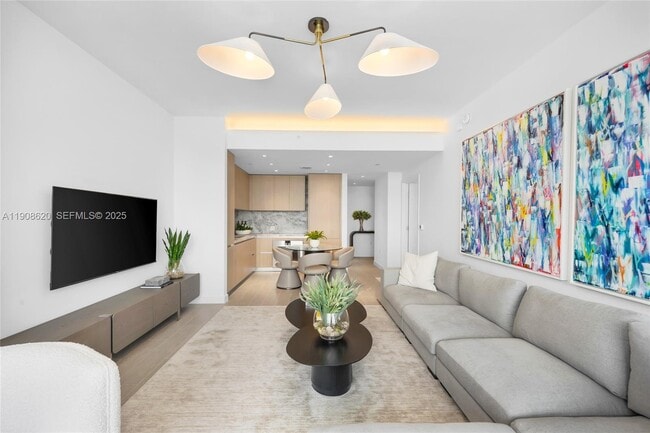 Building Photo - 500 Alton Rd