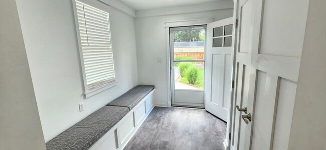 Building Photo - 707 Pegram Ln