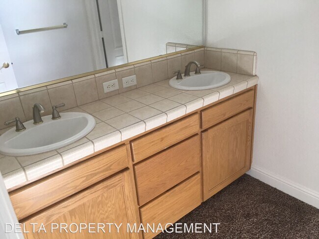 Building Photo - 4 br, 3 bath House - 2221 Serena Ave