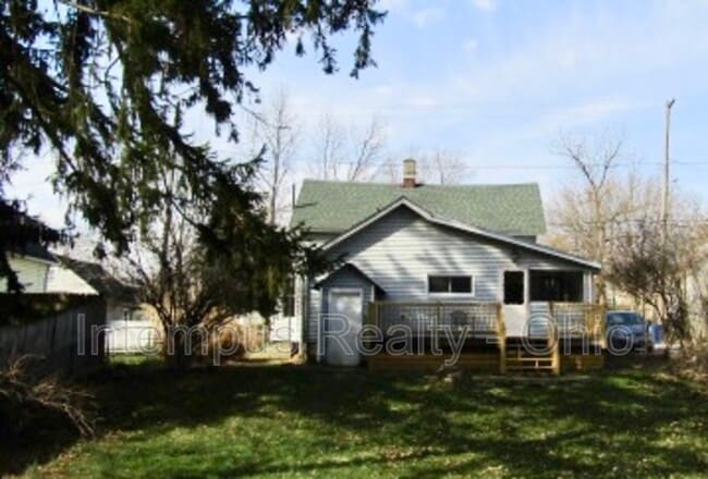 Building Photo - 236 E Winter St