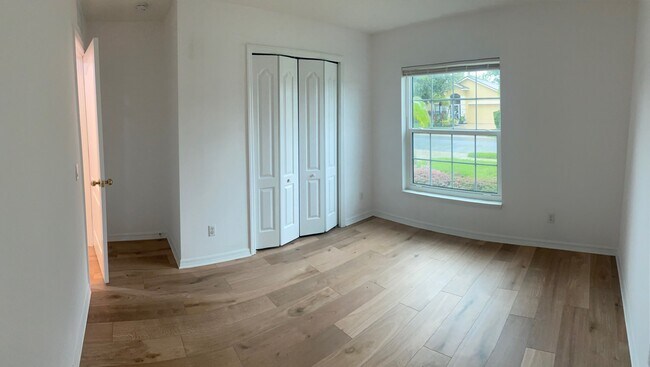 Building Photo - 5144 Lansdowne Way