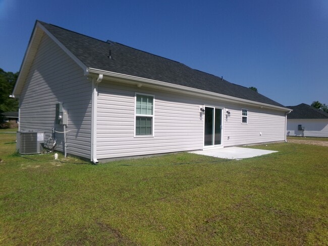 Building Photo - 2532 Harvey Rd