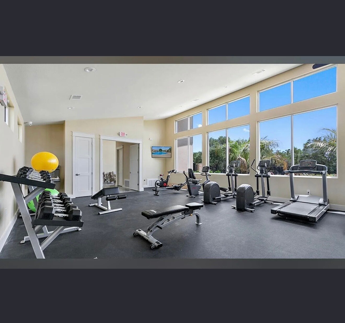 Building Photo - 1920 Centerline Ln