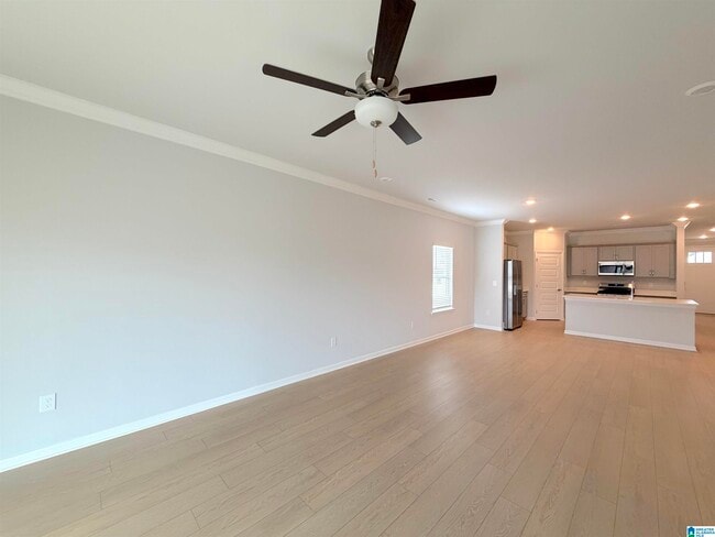 Building Photo - 204 Stockyard Cir