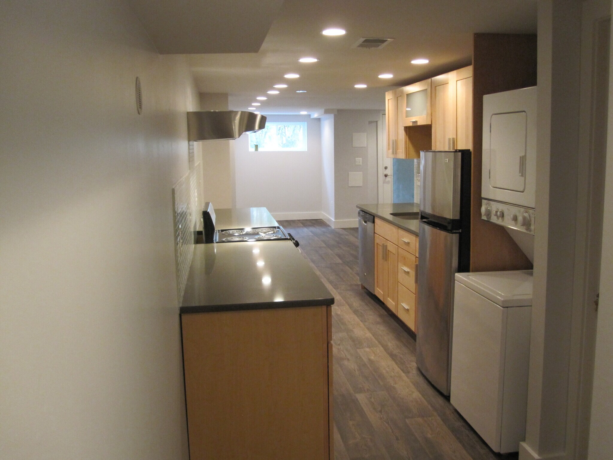 Building Photo - 1658 Monroe St NW