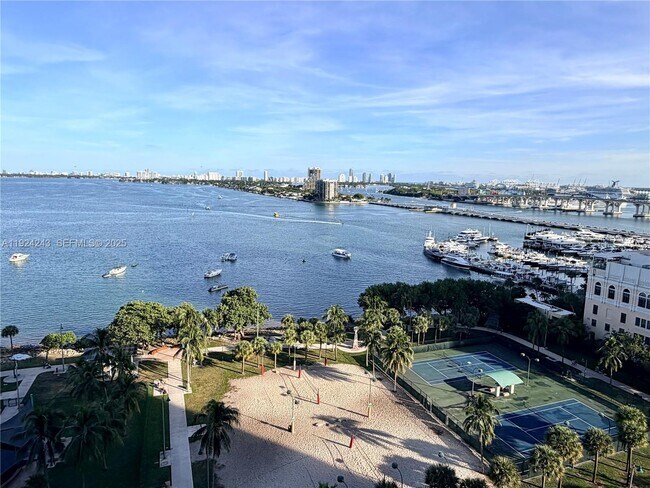 Building Photo - 488 NE 18th St