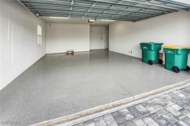 Building Photo - 8886 St Lucia Dr