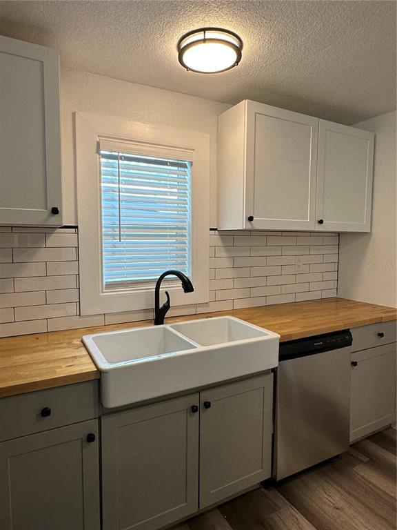 Building Photo - 4713 Thorpe Ave